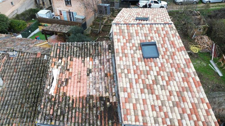 Rénovation de toiture à Fréjus, Saint-Raphaël et Puget-sur-Argens : protégez votre maison avant les premières infiltrations